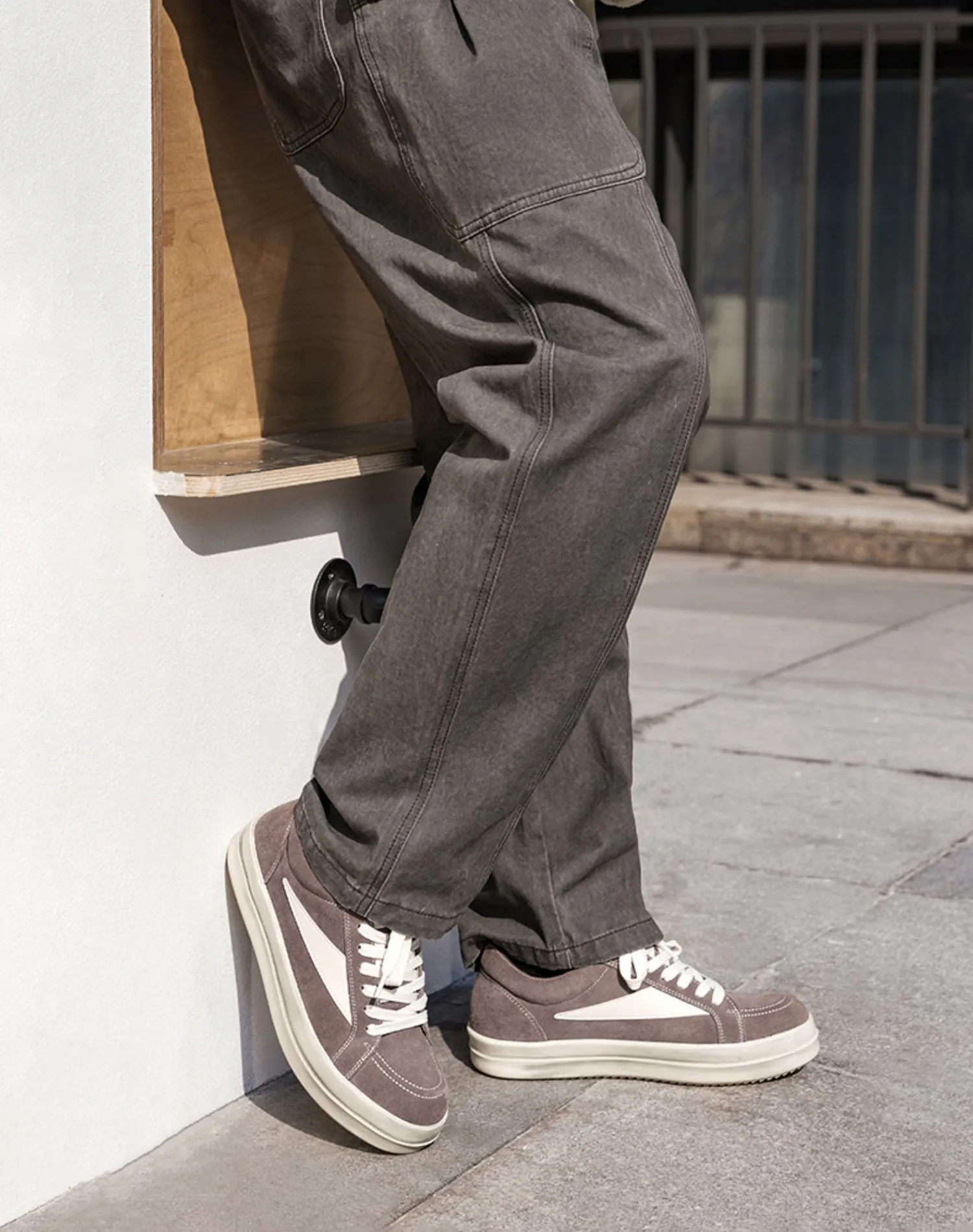 American Retro Suede Brown Thick-Soled Sports Men's Casual Shoes