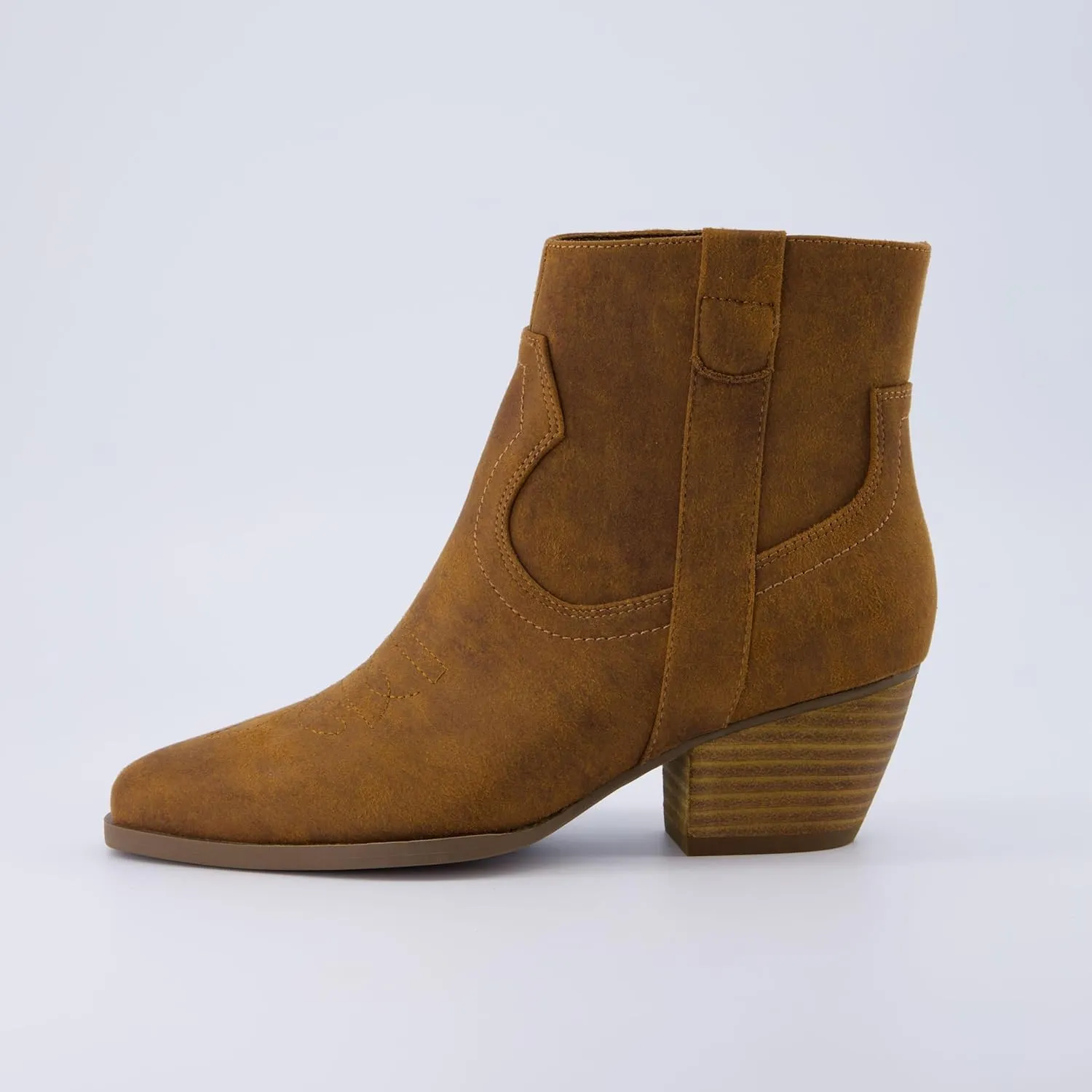 CUSHIONAIRE Women's Outlaw Western boot  Memory Foam, Wide Widths Available