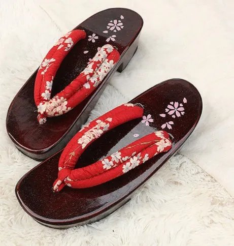 Traditional Japanese Geta Sandals with Floral Design
