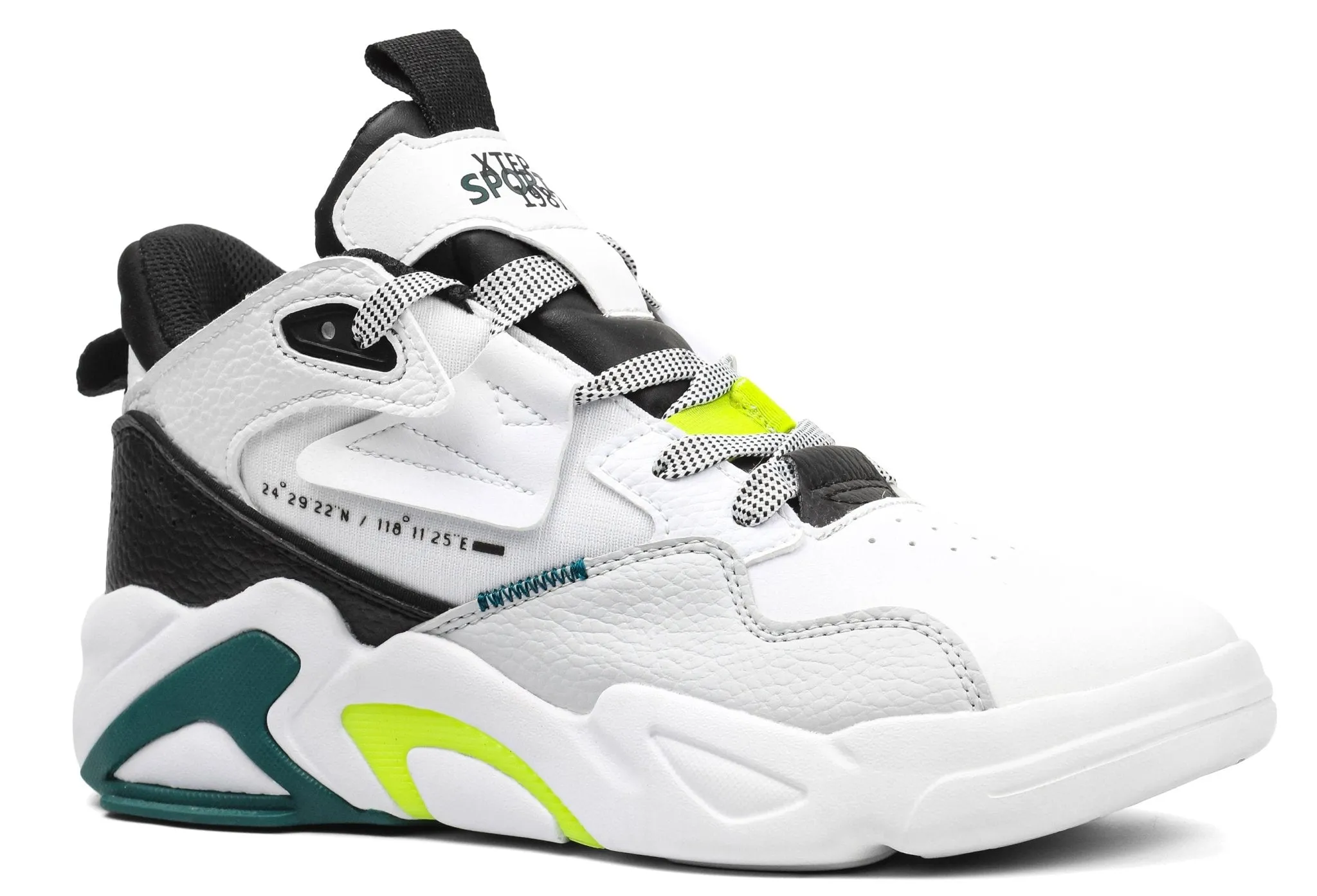 XTEP High-Top Retro Shoes